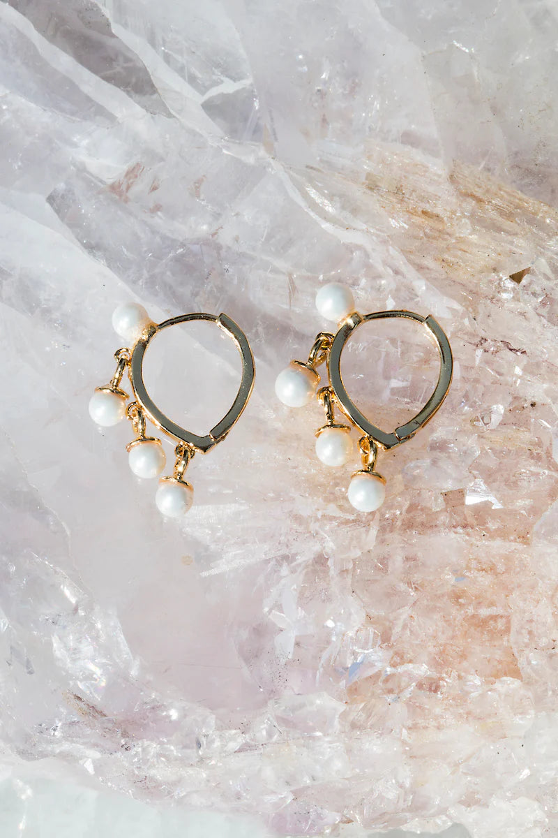 Native Gem Floating Huggies in Pearl