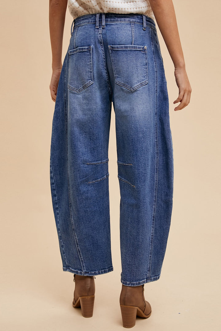 Mid Rise Loose Fit Barrel Stretch Jeans in Medium Denim Wash