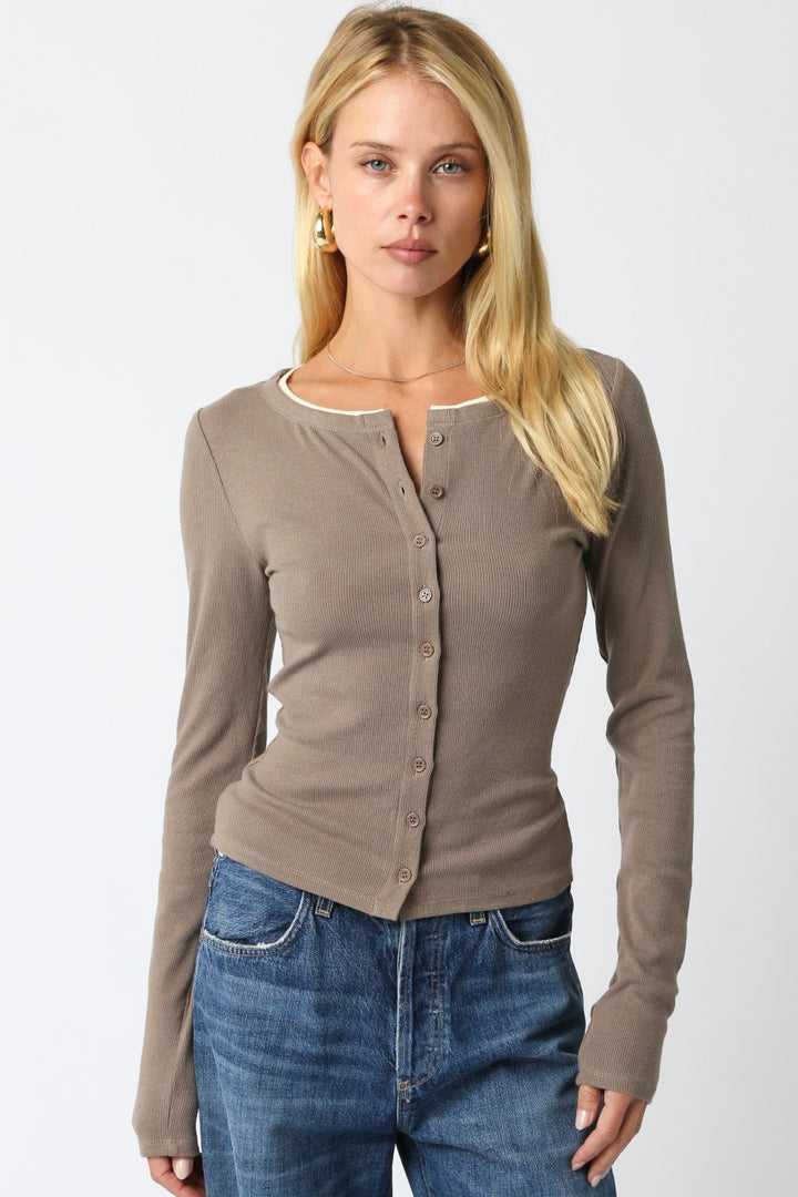 Saige Button Top in Truffle Cream
