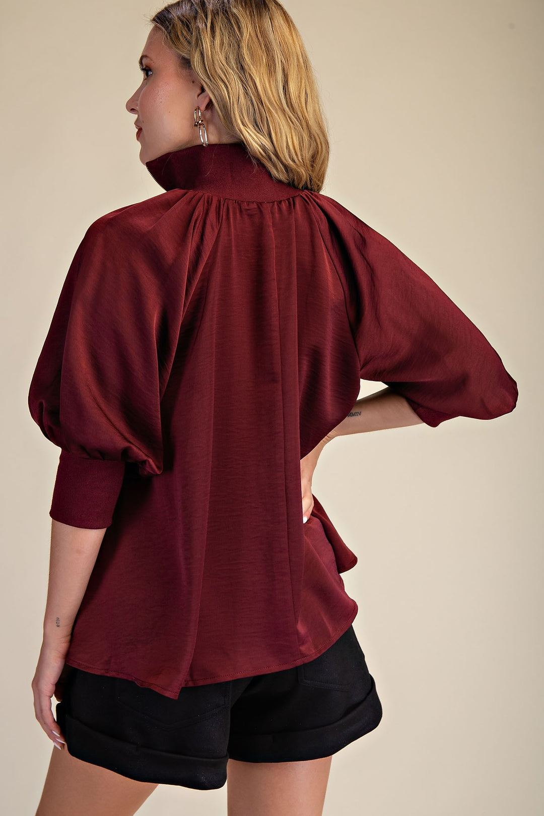 Mock Neck Band Puff Sleeve Blouse in Burgundy