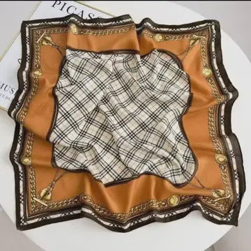 Plaid Chain Pattern Scarf
