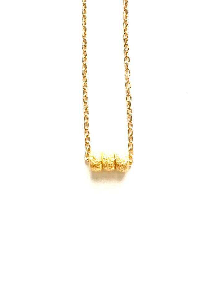 LJ Sonder Tres Stardust Enhancers Gold Necklace