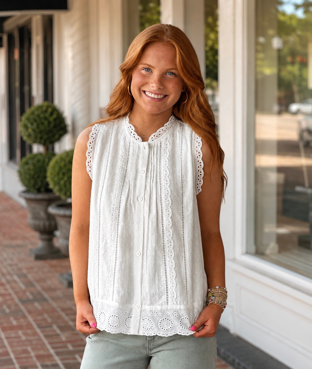 White Lace Trimmed Dobby-Dot Fabric Sleeve Top