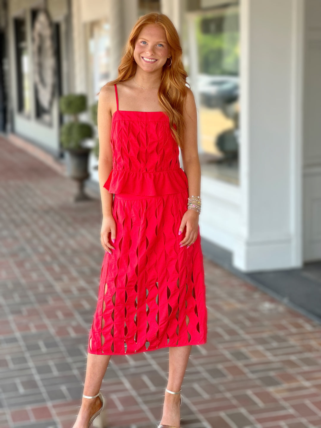 Red Wave Detail Sleeveless Top