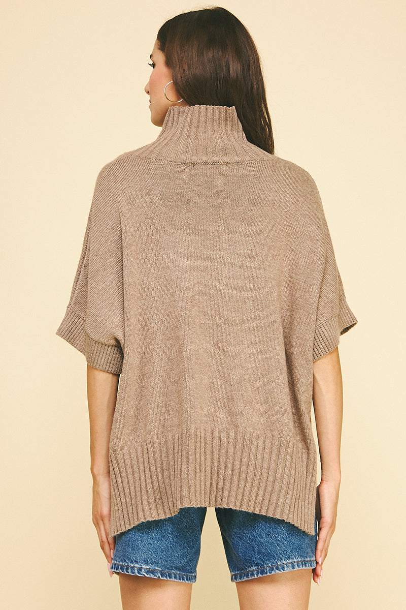 Turtle Neck Short Sleeve Sweater in Coco