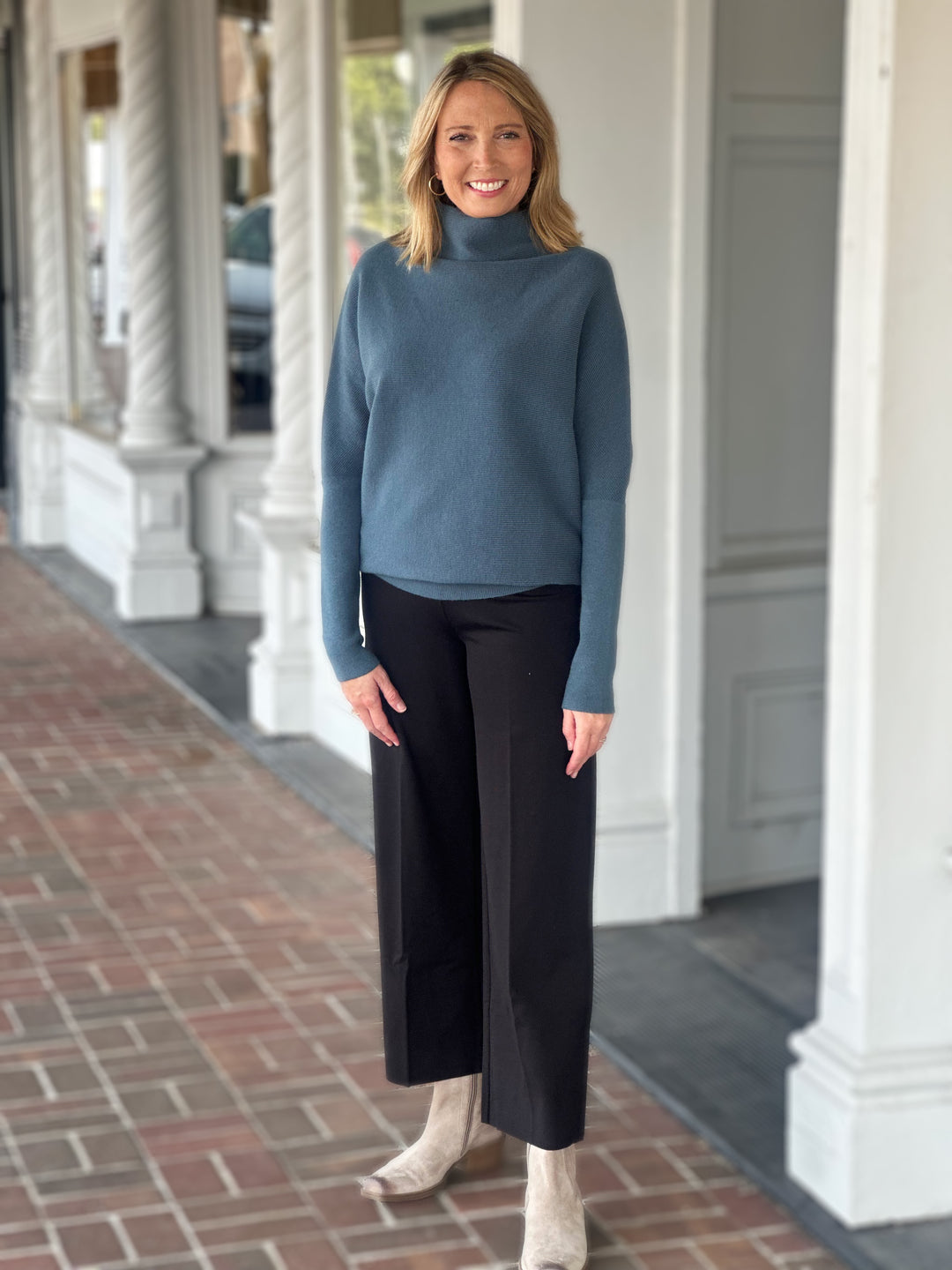 Cozy Knit Turtleneck Pullover Sweater in Lagoon