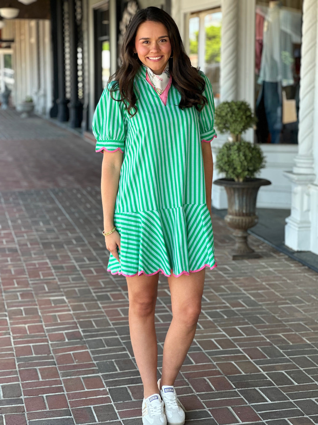 Green Solid Puff Short Sleeve Mini Dress