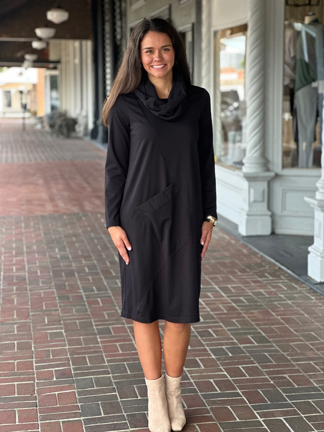 Perre Classic Pullover Cowl Neck Black Pocket Dress