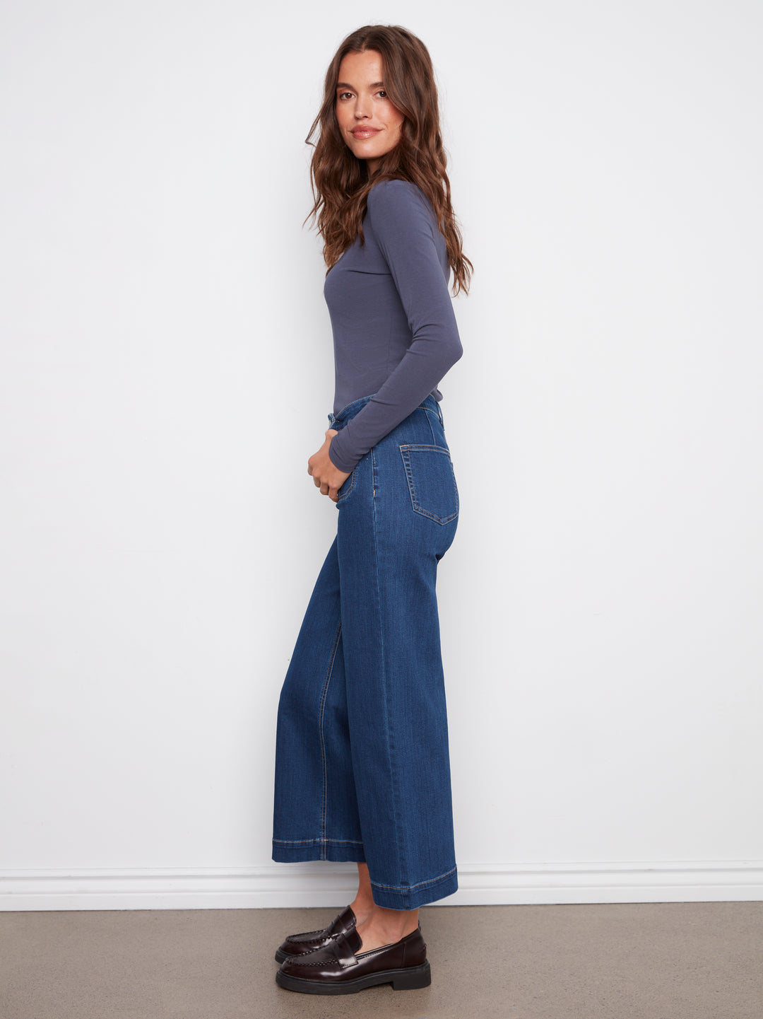 Charlie B Cropped Patch Pocket Jeans in Medium Blue