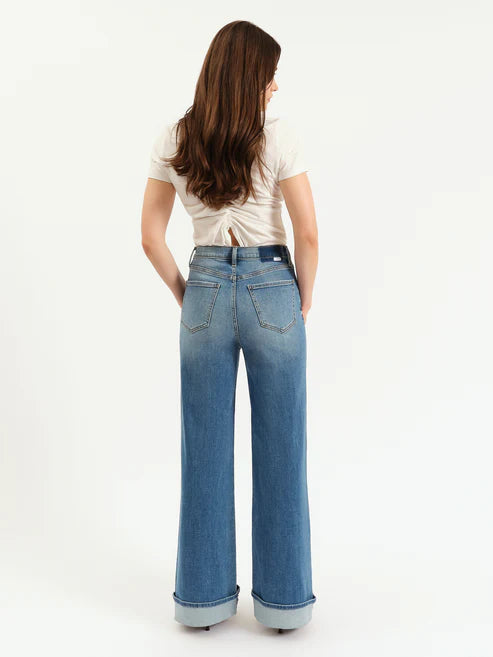 Daze Denim Far Out High Rise Wide in Big Break