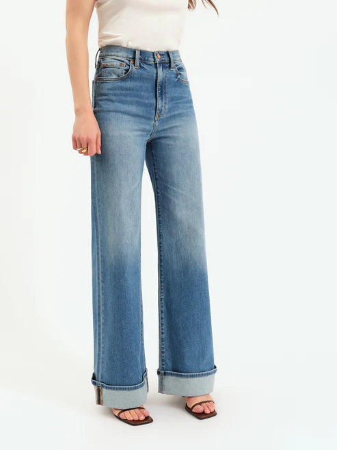 Daze Denim Far Out High Rise Wide in Big Break