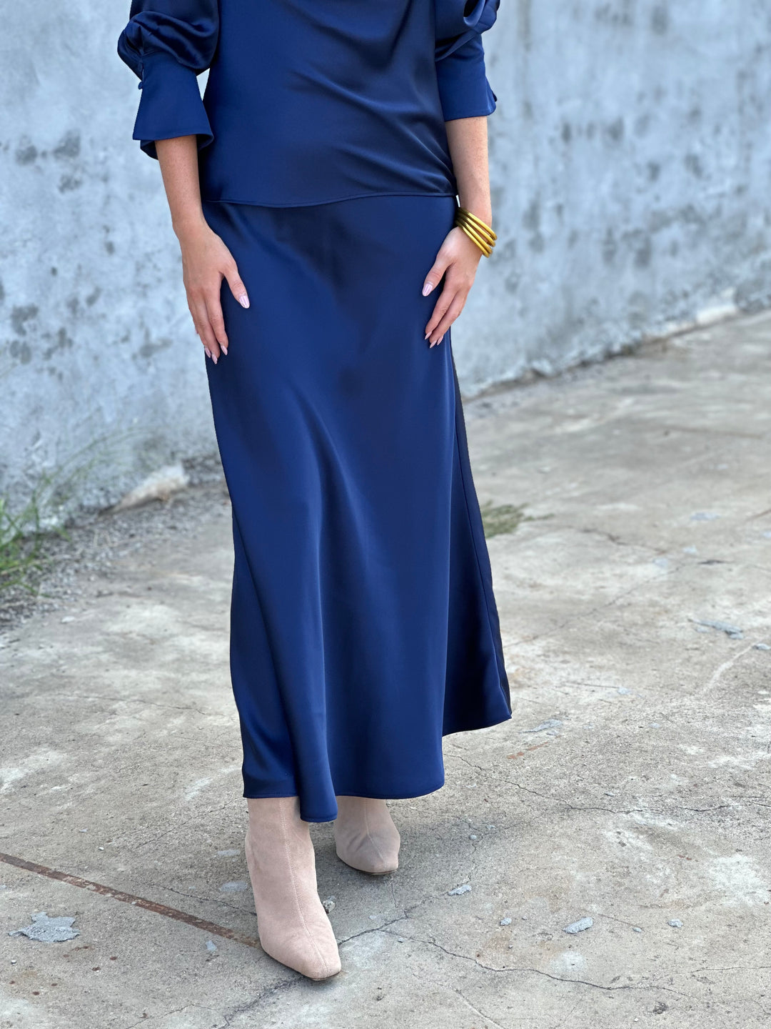 Tyler Boe Edie Charmeuse Skirt in Mid Navy