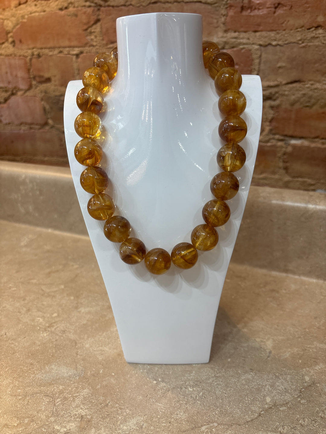 Carter Chunky Beaded Necklace in Brown
