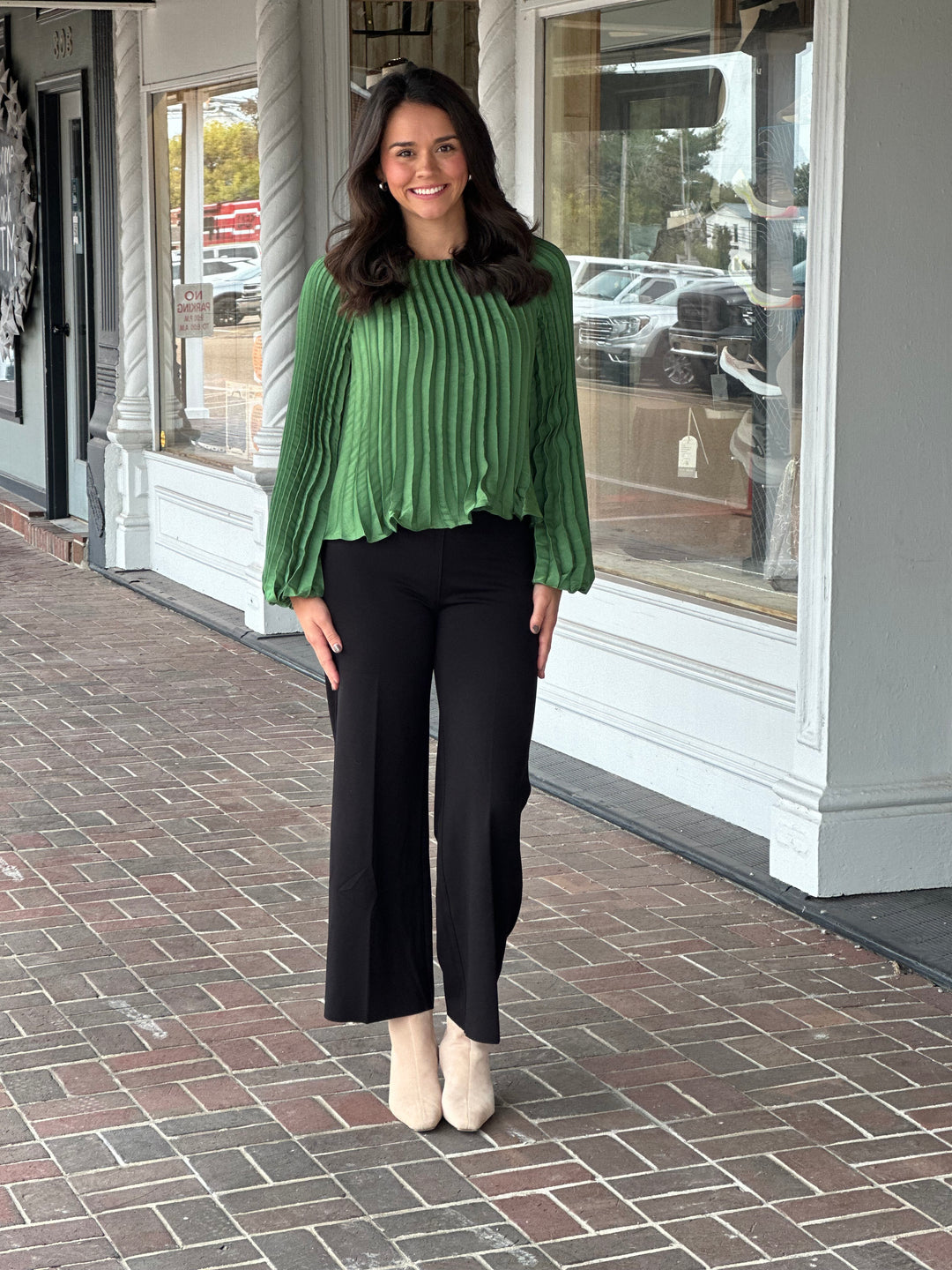 Giulia Pleated Raglan Blouse in Green