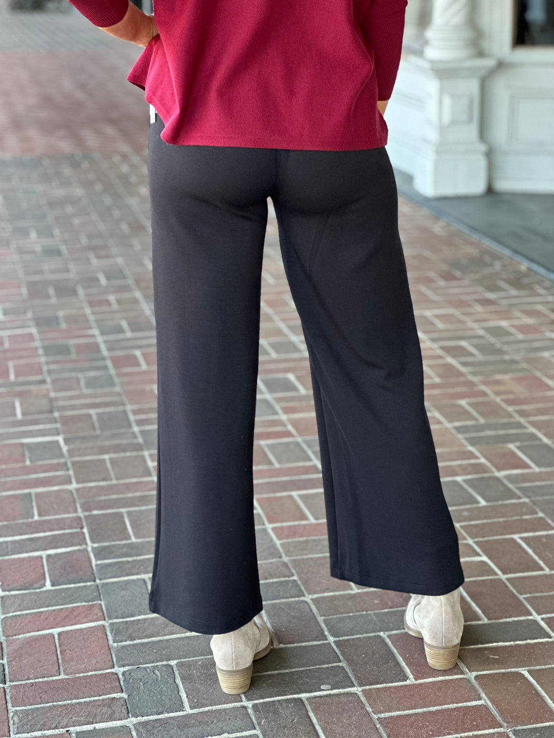 Liverpool Los Angeles Pull On Wide Leg Trouser in Black
