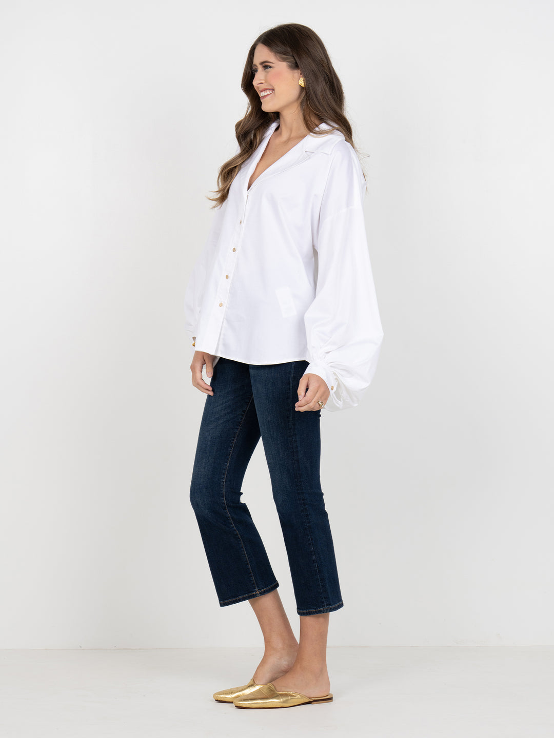 Emily Mccarthy Iris Oxford in White Cotton Poplin