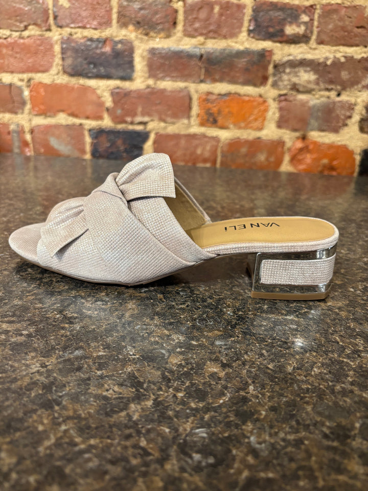 Vaneli Hedva Block Heeled Sandal in Tobacco Moenia