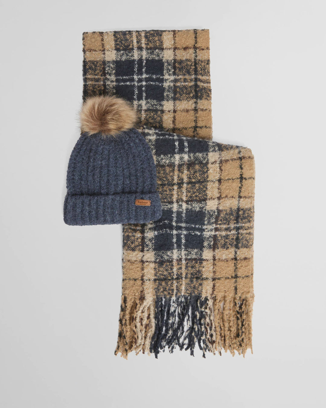 Barbour Saltburn Beanie & Tartan Scarf Gift Set in Birchwood