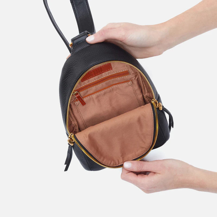 Hobo Fern Sling in Black