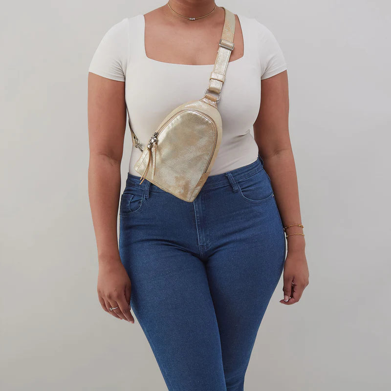 Hobo Fern Sling in Saddle Stardust