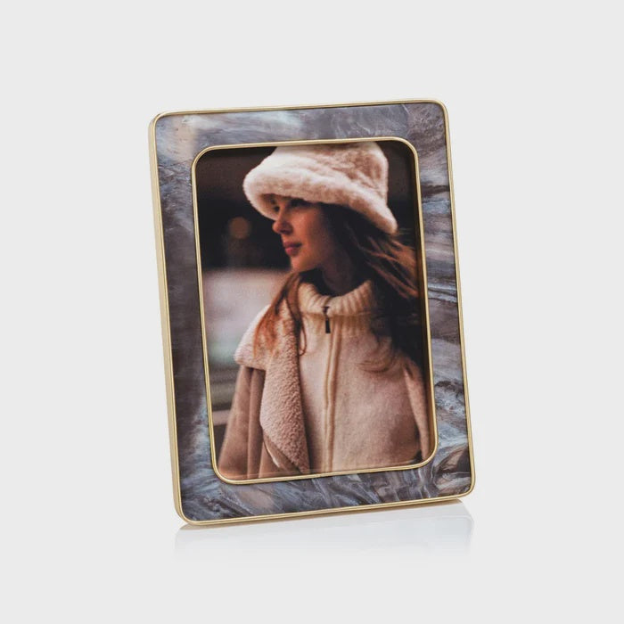 Marbled Hazel Resin Photo Frame w/Antique Brass Trim 5x7
