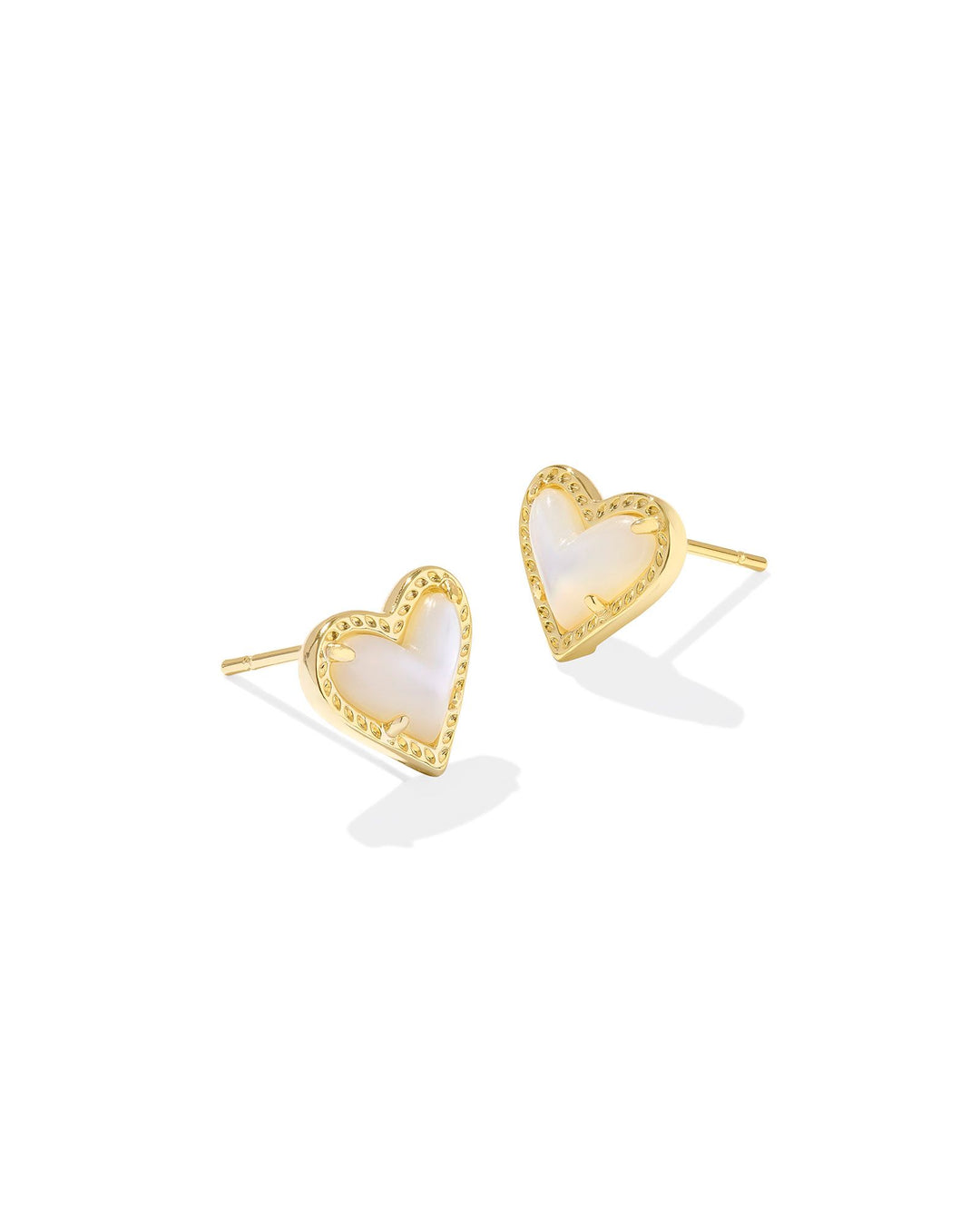 Kendra Scott Ari Heart Gold Stud Earrings in Ivory Mother of Pearl