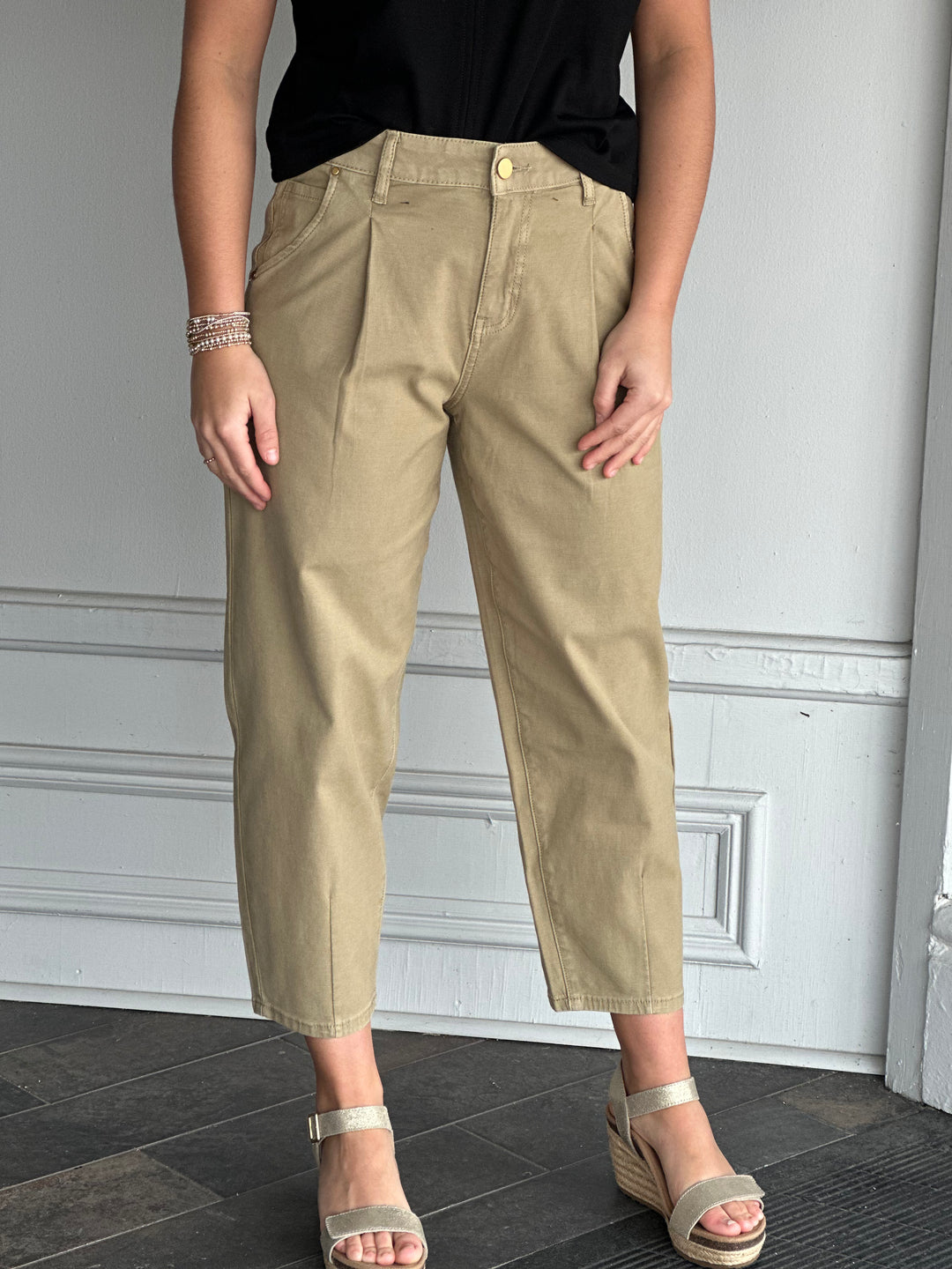 Tribal Audrey Girlfriend Barrel Jeans in Nude Olive