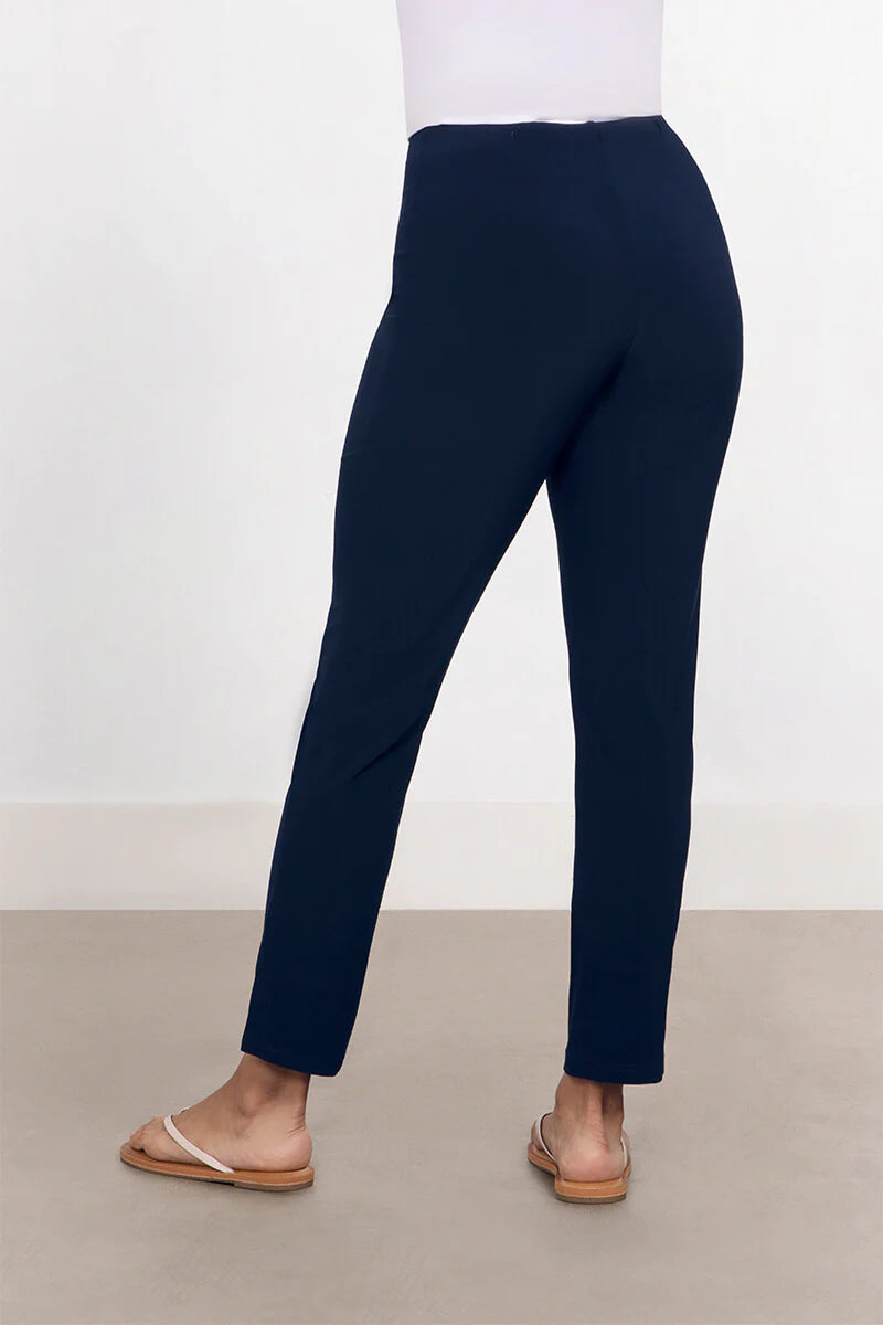 Sympli Narrow Pant Midi in Navy