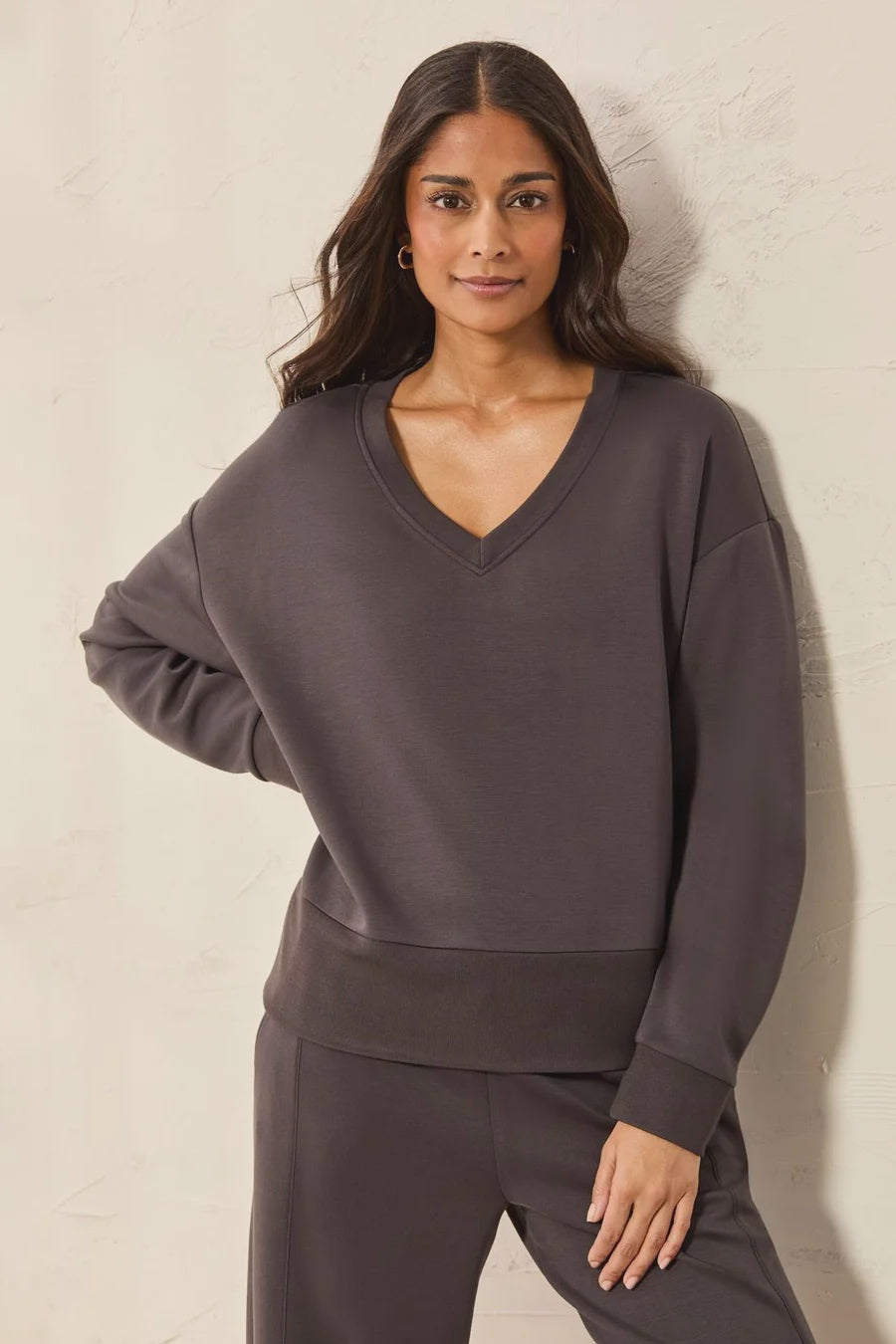 Tribal TECHNO LUX V-Neck Drop Shoulder Pullover in Tornado