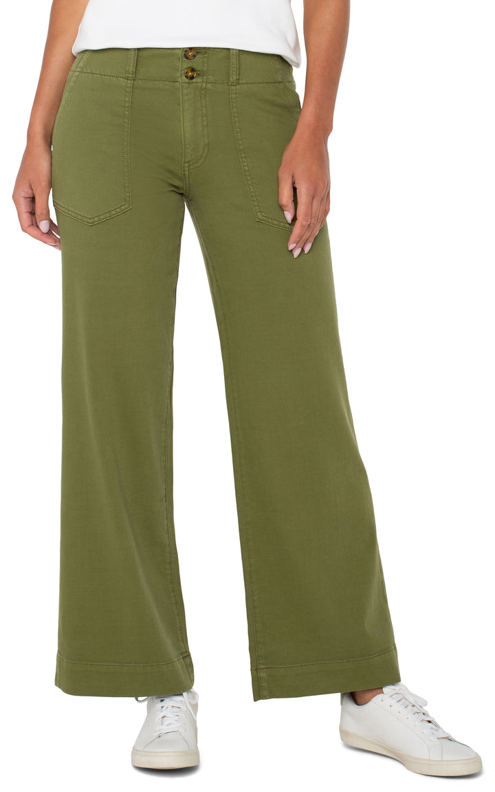 Liverpool Los Angeles Hannah Flare Mid Rise Pant in Hemlock