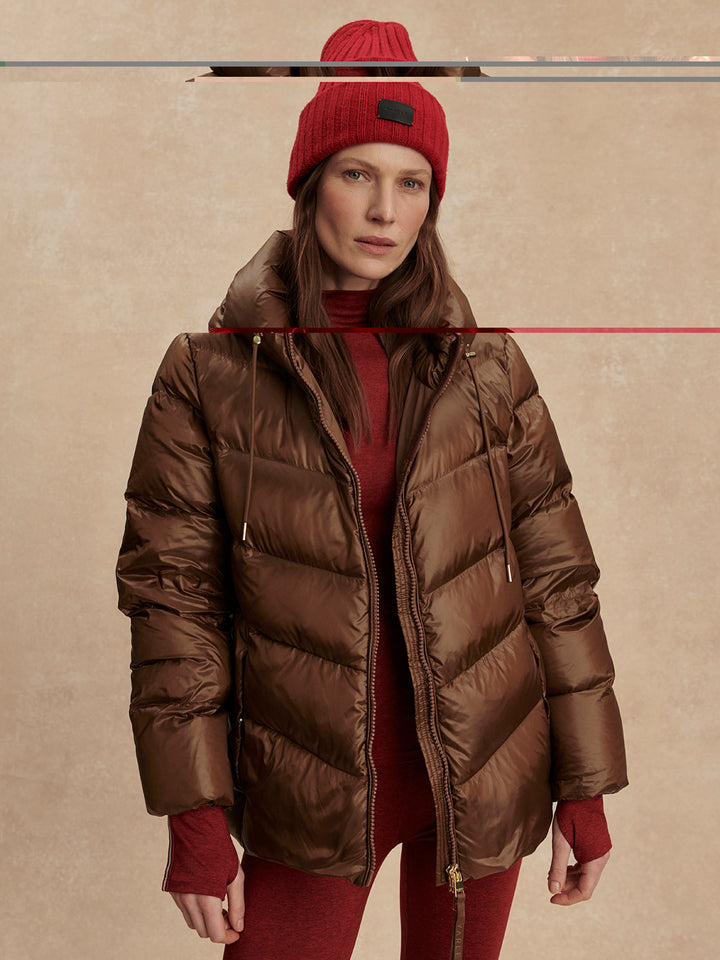 Varley Madelina Lightweight Down Jacket in Cocoa Dust