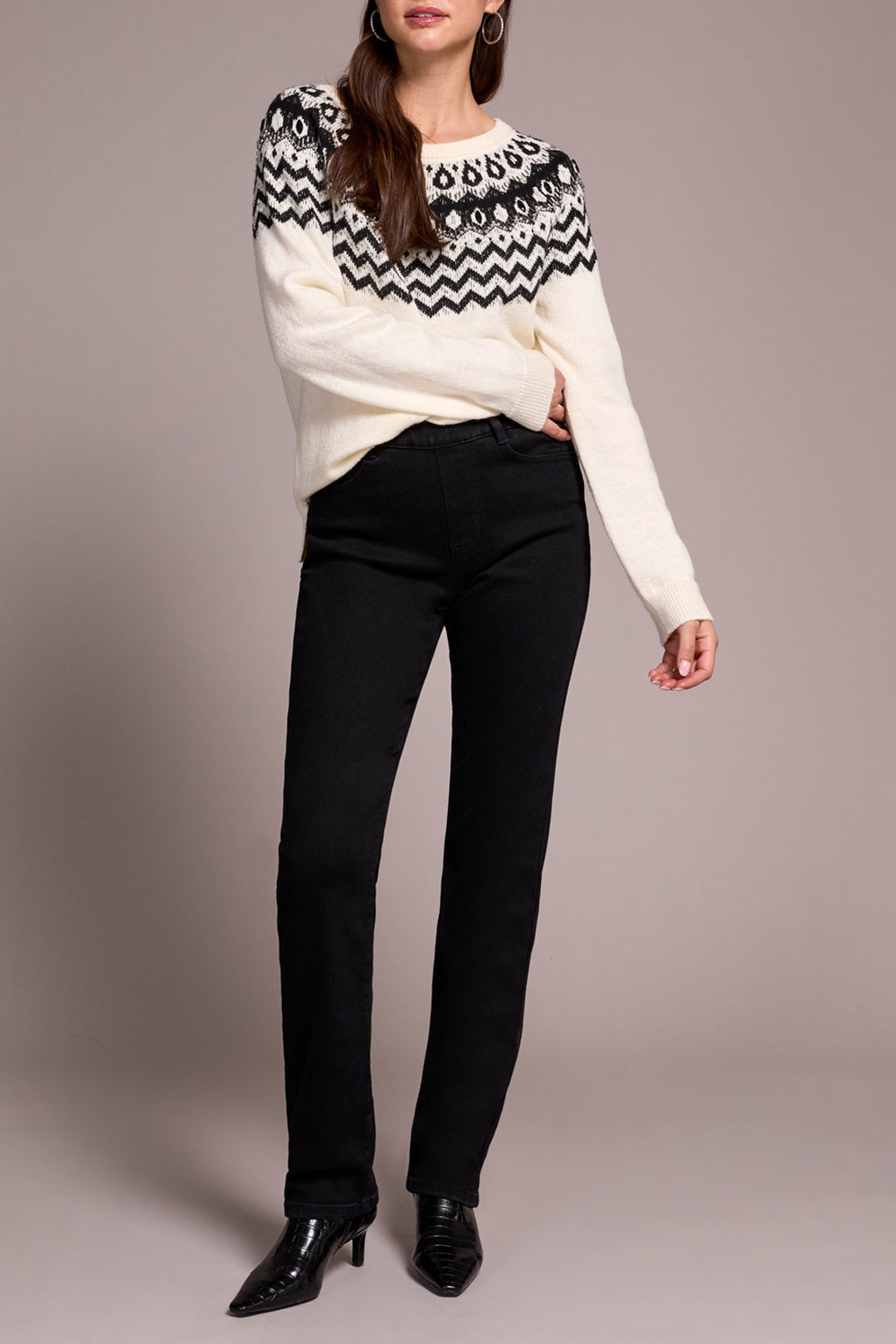 Tribal Sophia Curvy Boundless Stretch Denim Pull-On Straight Leg Jeans in Black