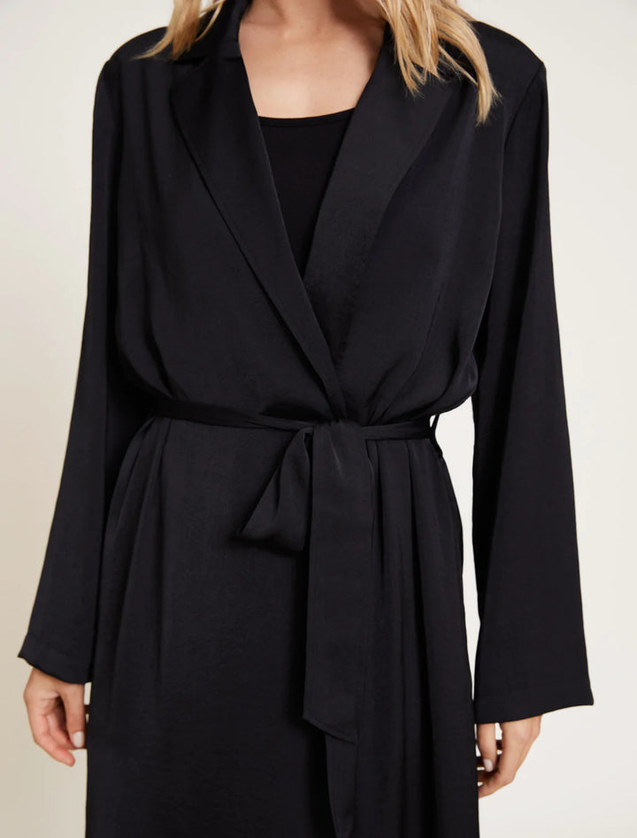 Barefoot Dreams Washed Satin Notch Collar Robe In Black