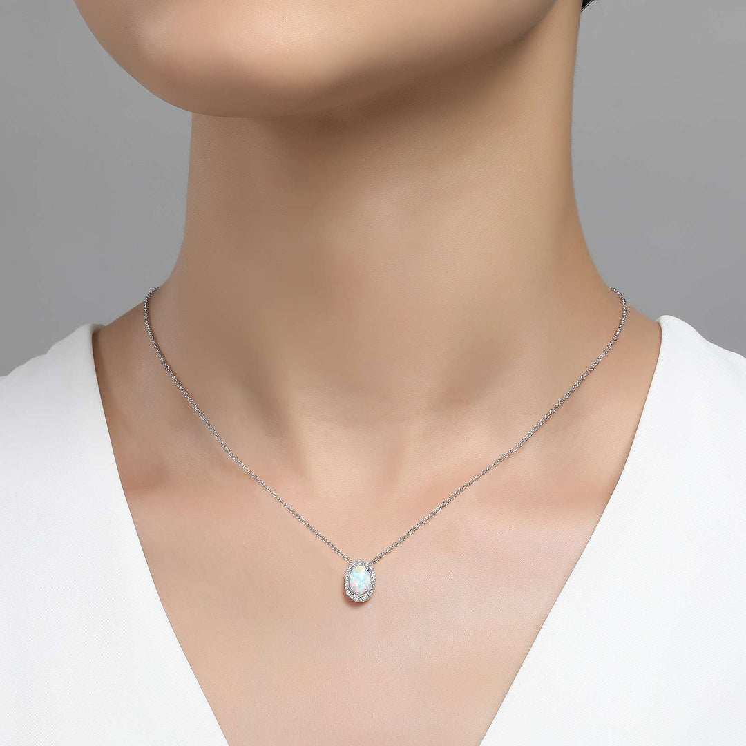 Lafonn Classic Halo Pendant Necklace